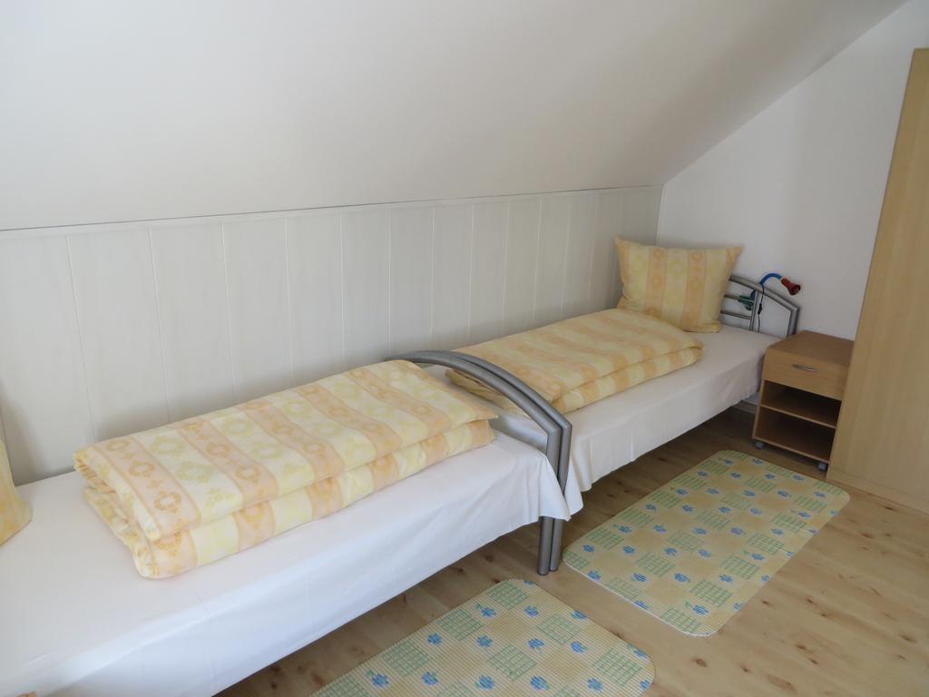 Ferienwohnung Zahn Oelsnitz  Екстер'єр фото