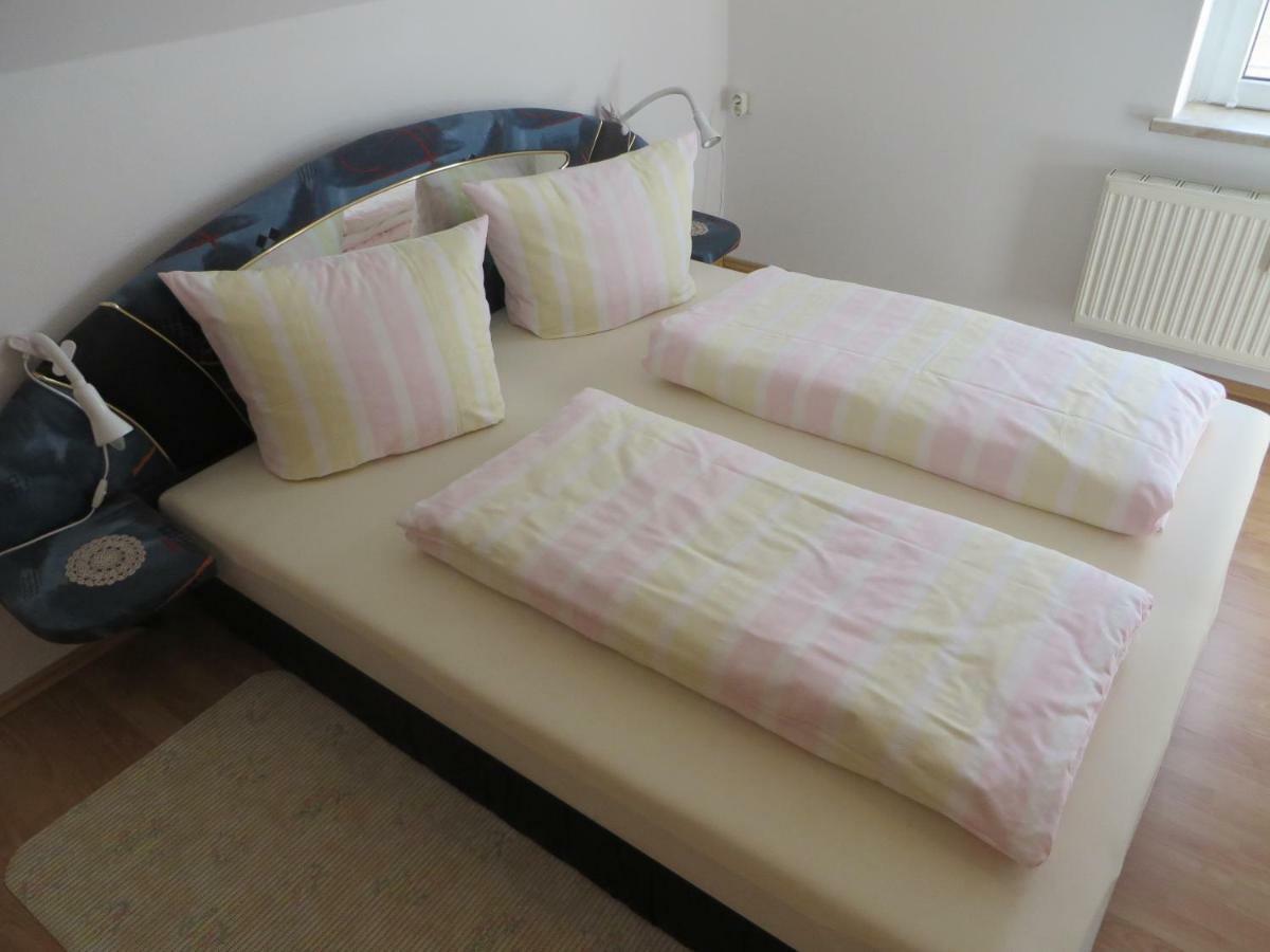 Ferienwohnung Zahn Oelsnitz  Екстер'єр фото